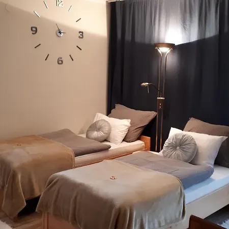 Lägenhet Hedi Vendeghaz Eger