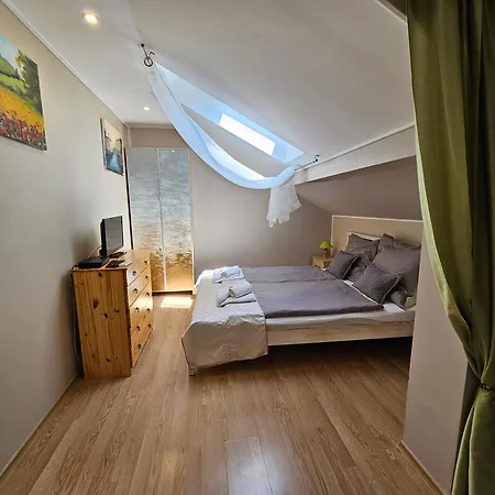 Hédi Apartman