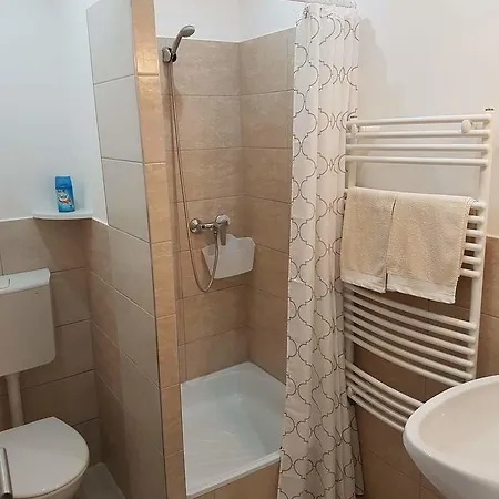 Hédi Apartman