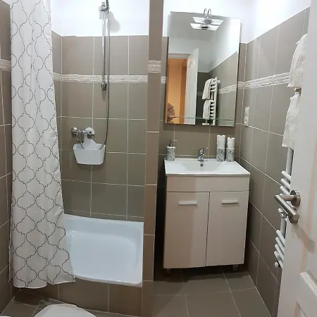Hédi Apartman *